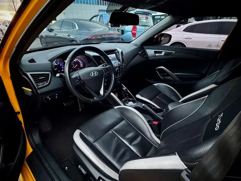Hyundai Veloster  Veloster Turbo Gdi Extreme, снимка 6 - Автомобили и джипове - 54836279