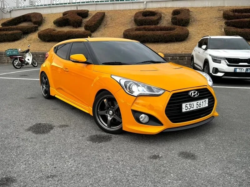Hyundai Veloster  Veloster Turbo Gdi Extreme, снимка 5 - Автомобили и джипове - 54836279