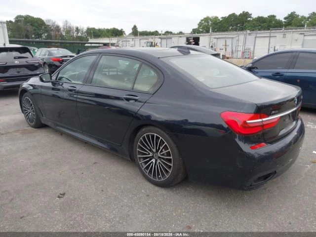 BMW 750 4, 4 V8 xDrive, снимка 3 - Автомобили и джипове - 55978528