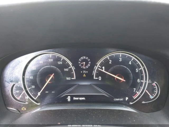 BMW 750 4, 4 V8 xDrive, снимка 7 - Автомобили и джипове - 55978528