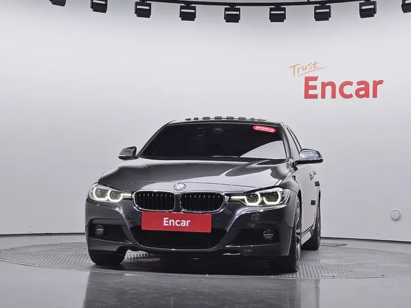 BMW 320 i - САМО 30% АВАНС