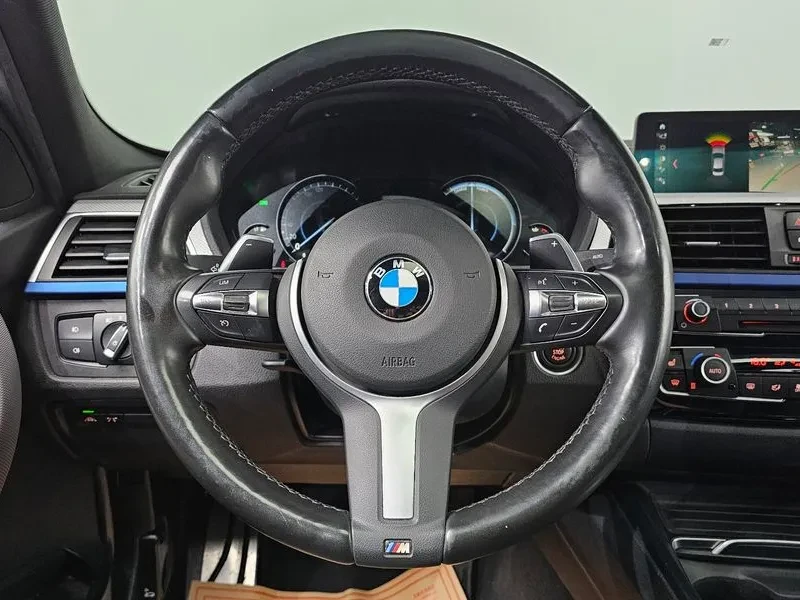BMW 320 i - САМО 30% АВАНС, снимка 13 - Автомобили и джипове - 56304452