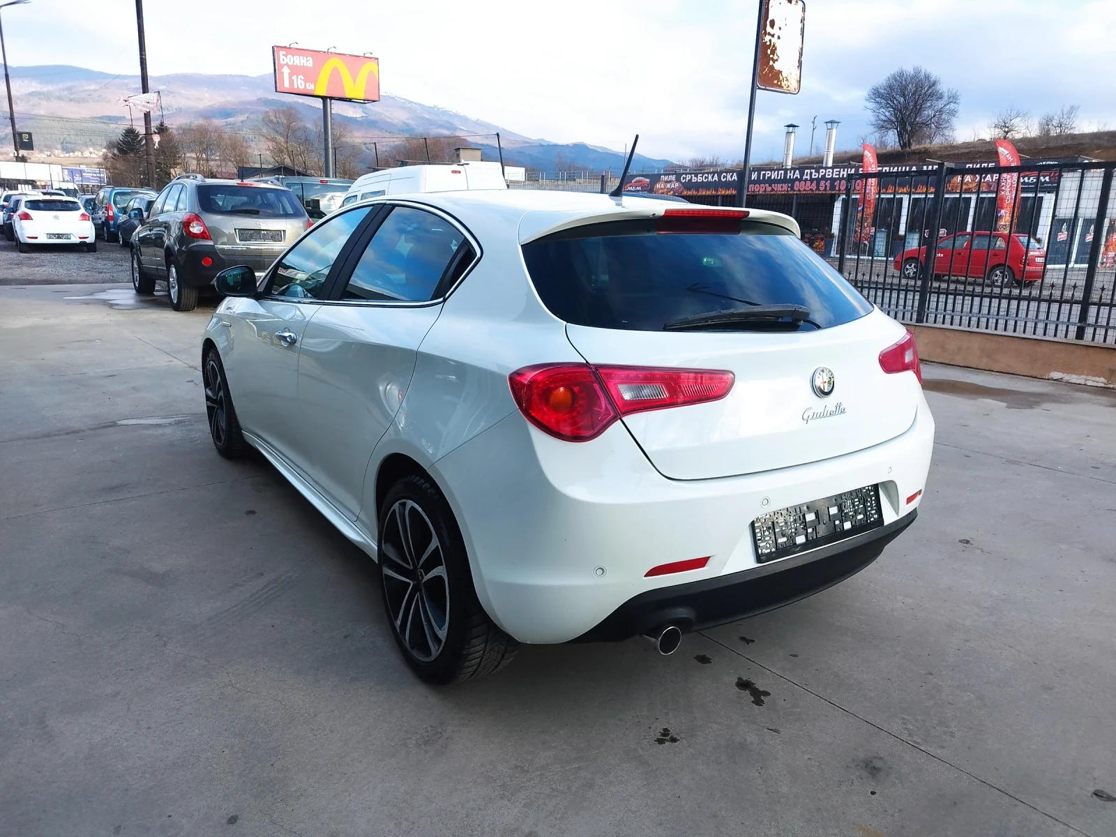 Alfa Romeo Giulietta 1.4TE - изображение 8