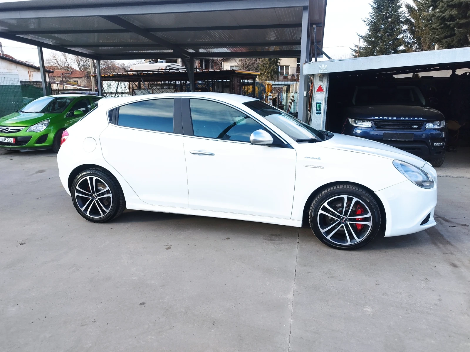 Alfa Romeo Giulietta 1.4TE - изображение 4