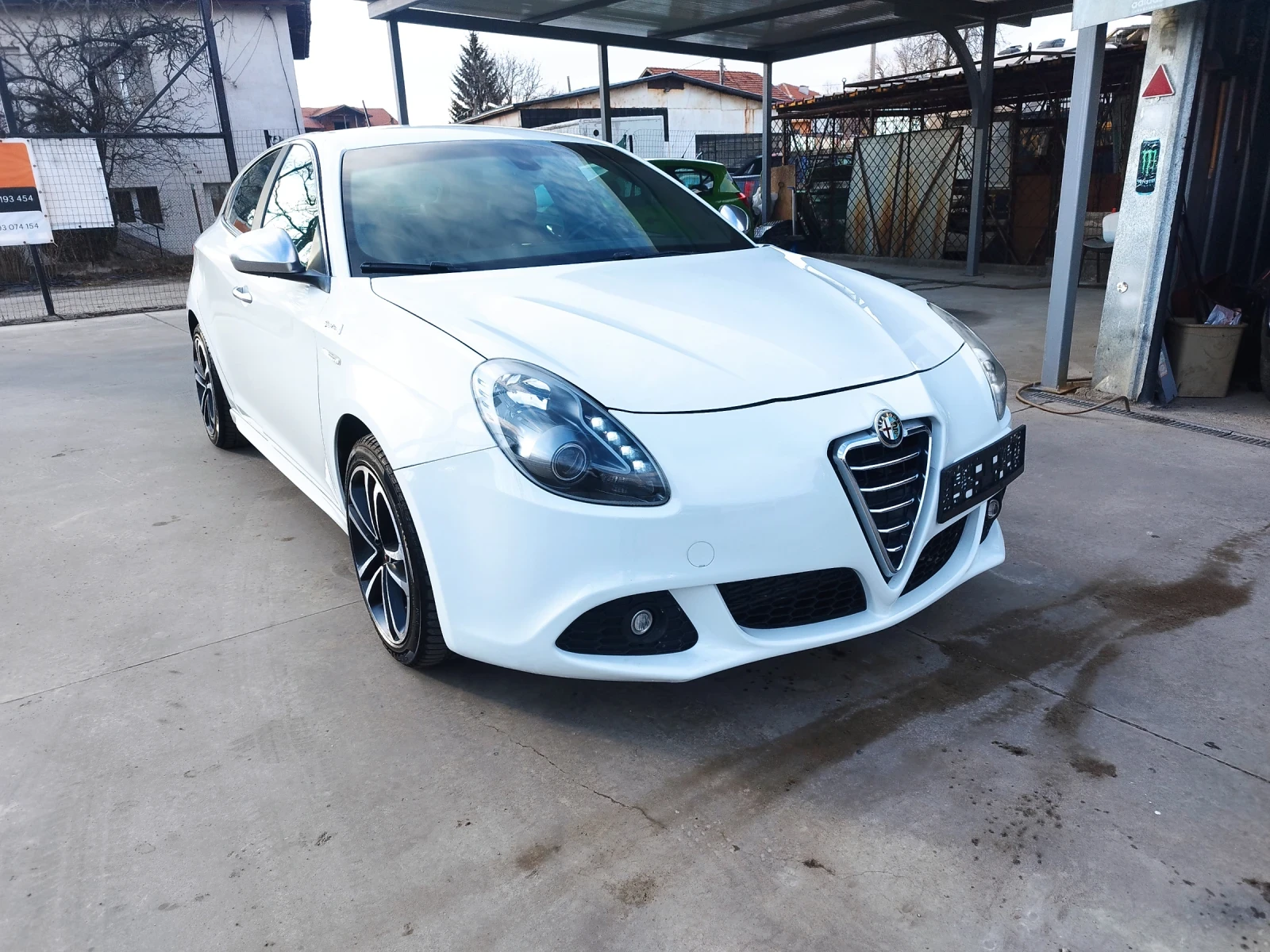 Alfa Romeo Giulietta 1.4TE - изображение 2