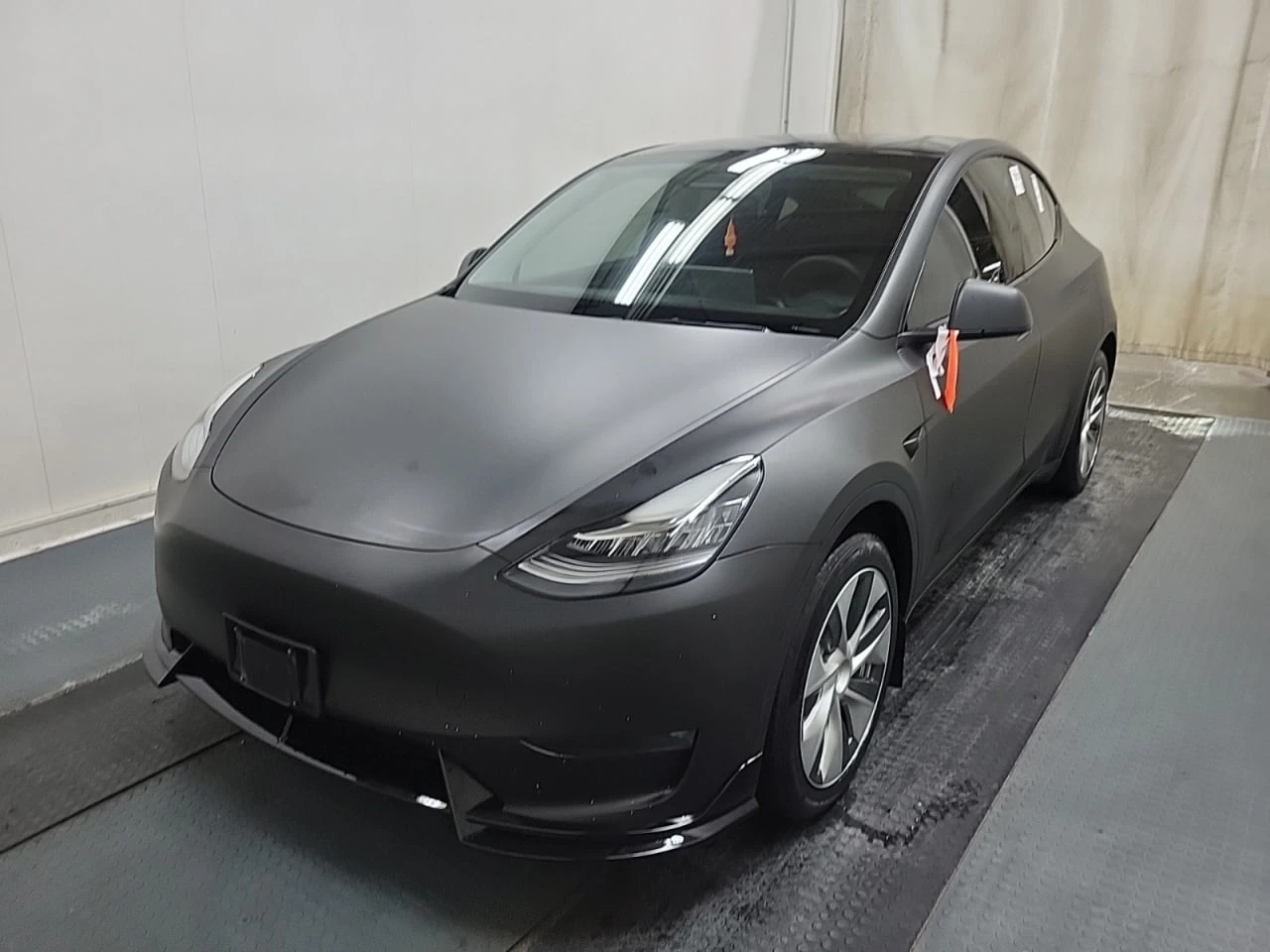 Tesla Model Y * Long Range* CARFAX* АВТОФИНАНСИРАНЕ*  - изображение 2