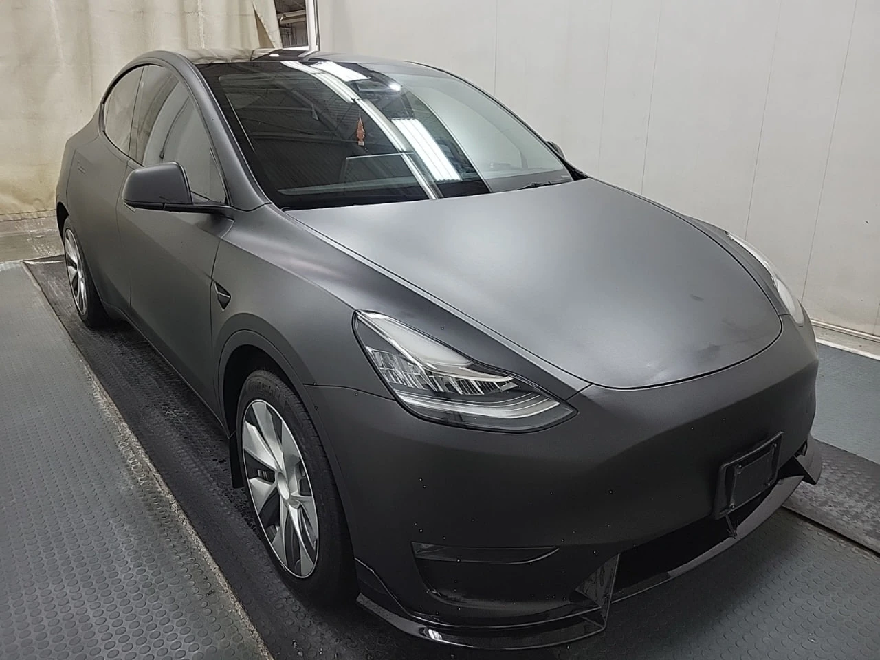 Tesla Model Y * Long Range* CARFAX* АВТОФИНАНСИРАНЕ*  - изображение 3