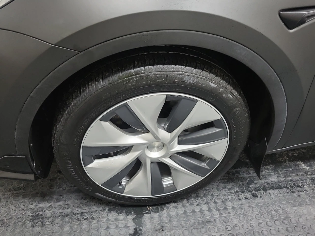 Tesla Model Y * Long Range* CARFAX* АВТОФИНАНСИРАНЕ*  - изображение 5