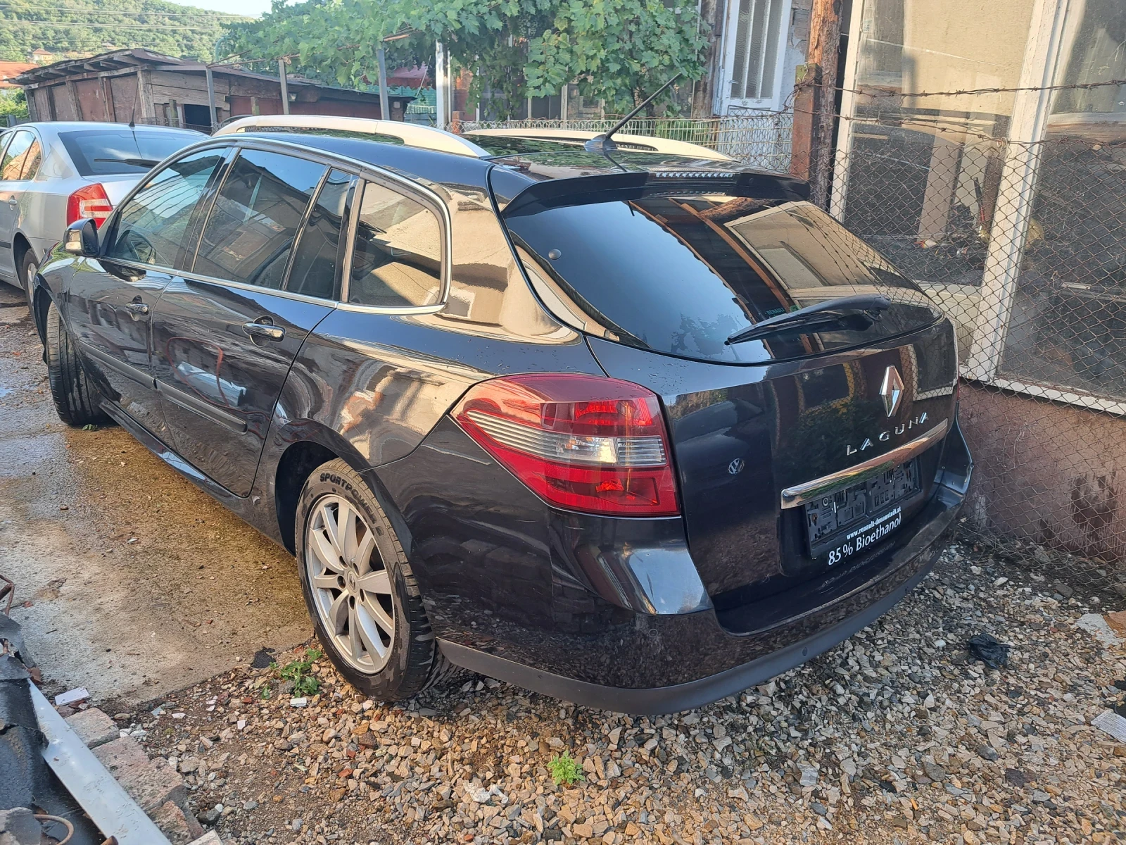 Renault Laguna 2000куб. 140 к.с - изображение 4