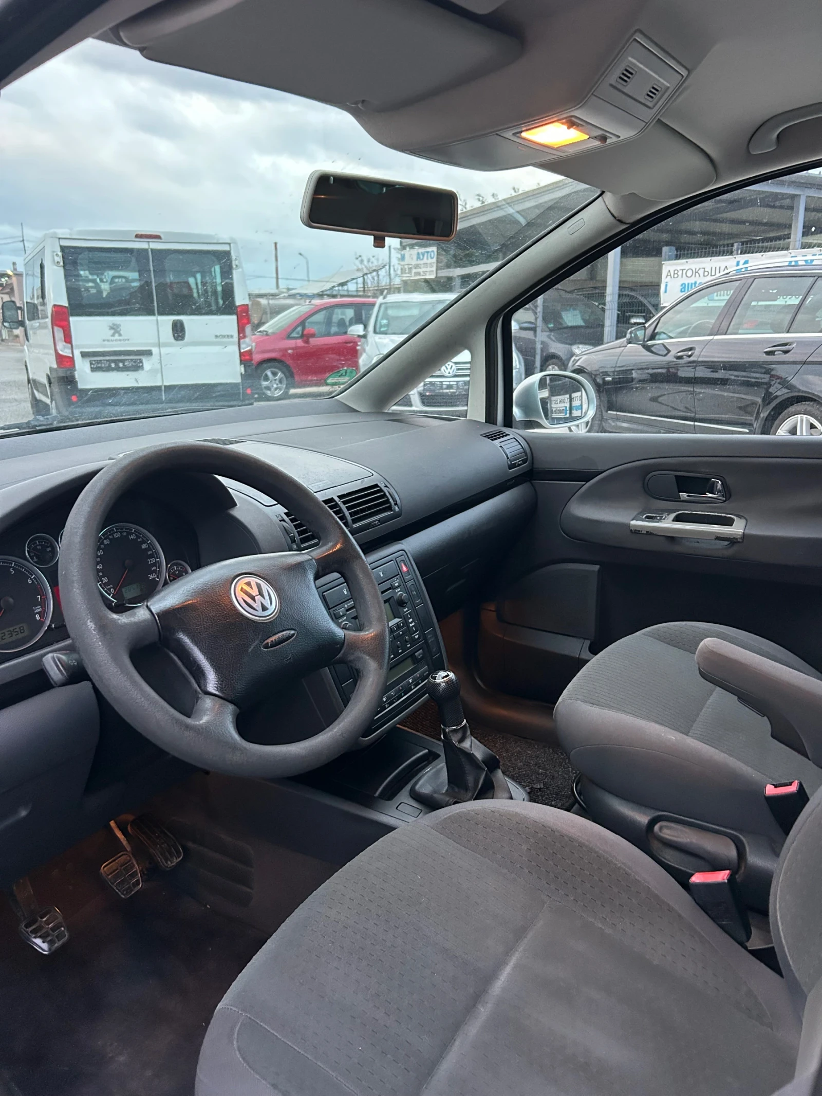 VW Sharan 1.8T 150ps 7����� | Mobile.bg � ����������� 12