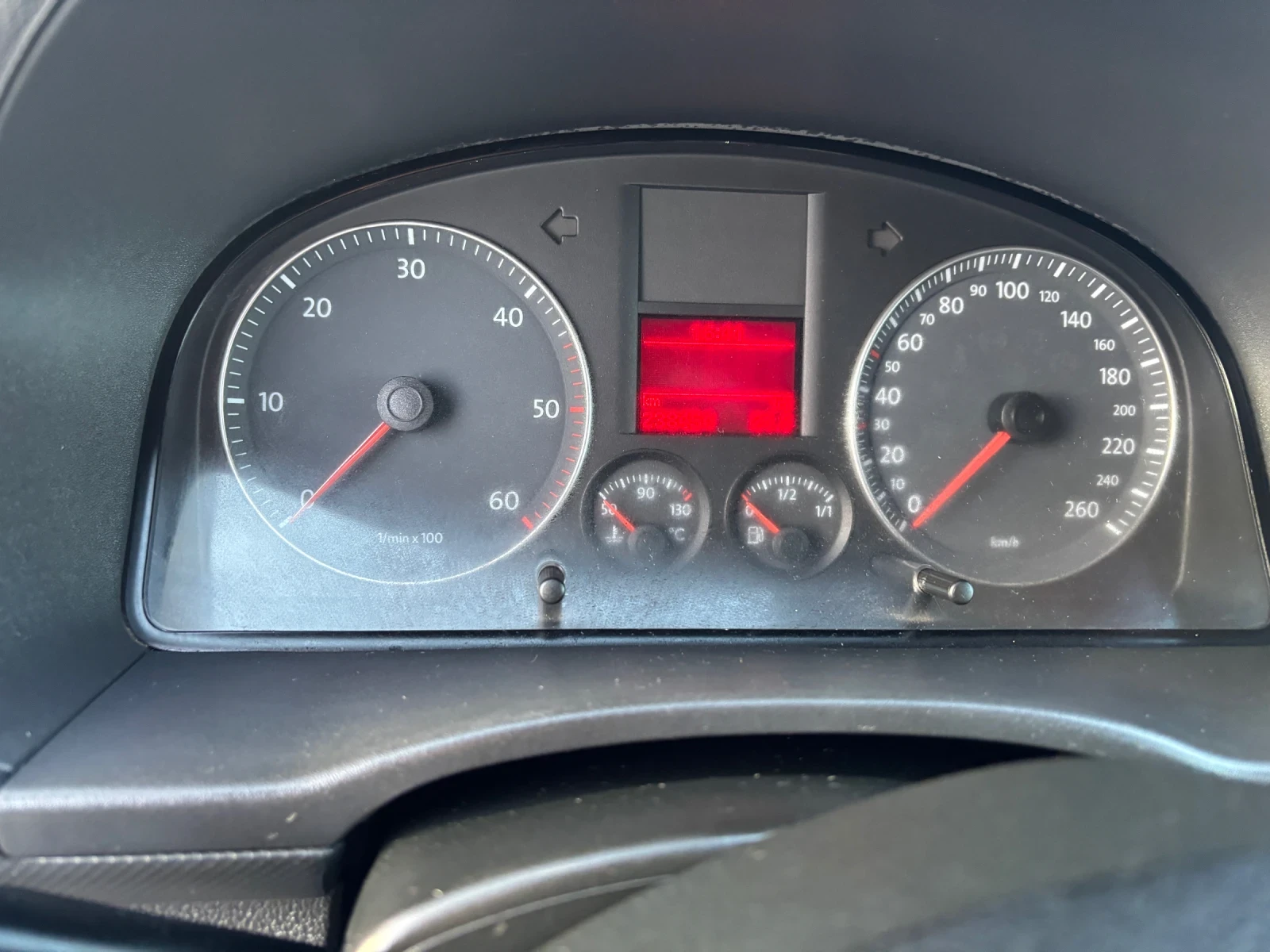 VW Caddy 2009+ 1.9TDI+ 105+ ФЕЙС+ MAXI+ З.ГУМИ, снимка 9 - Автомобили и джипове - 53829556