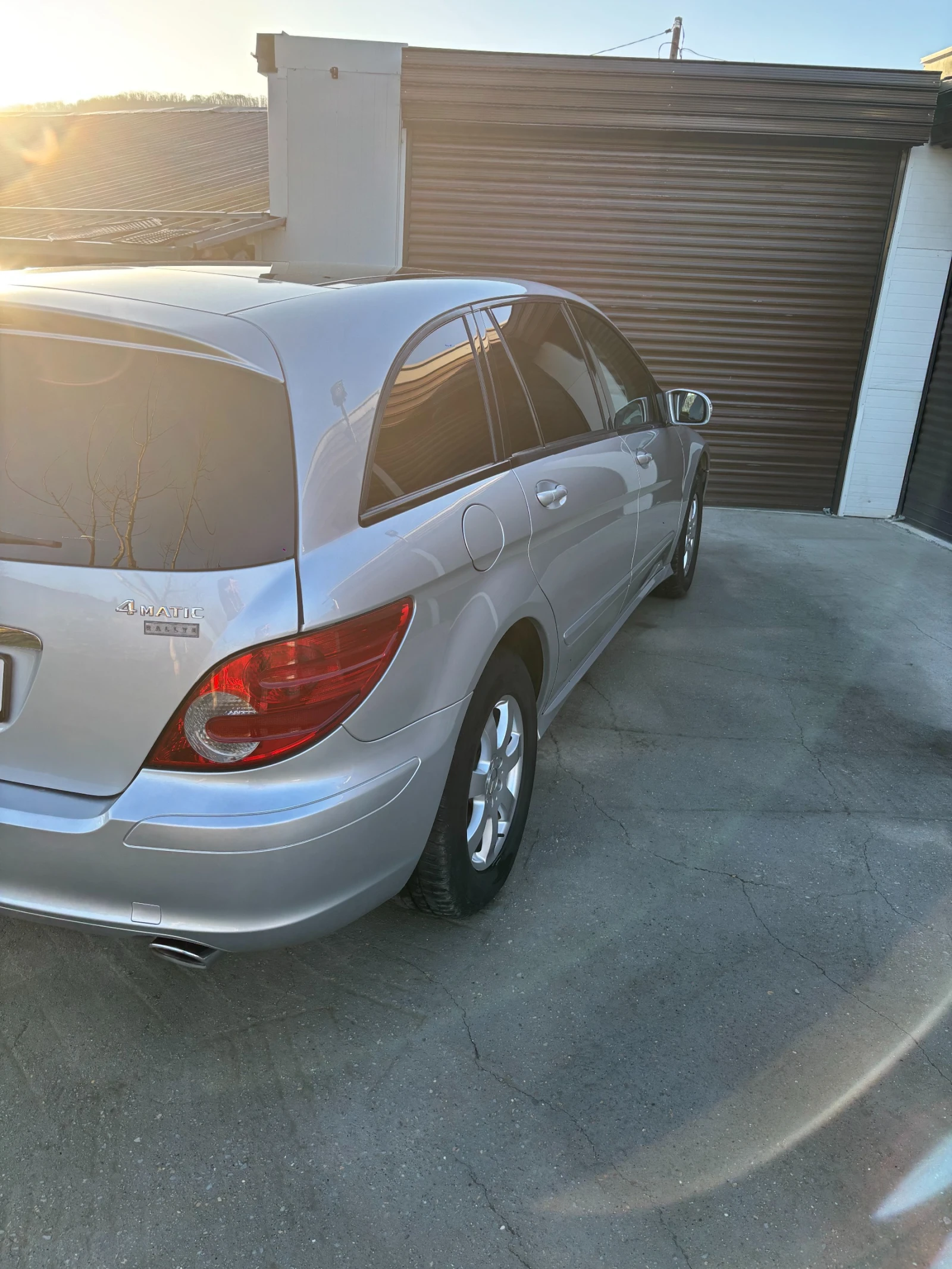 Mercedes-Benz R 350, снимка 2 - Автомобили и джипове - 53838849