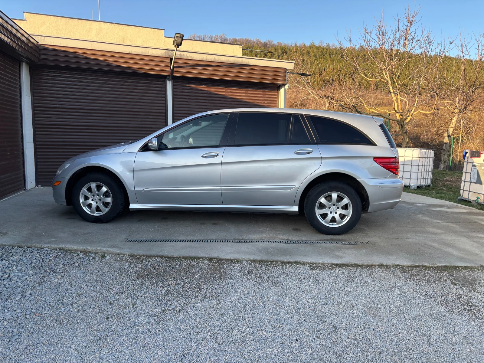 Mercedes-Benz R 350 undefined | Auto.bg — изображение 1