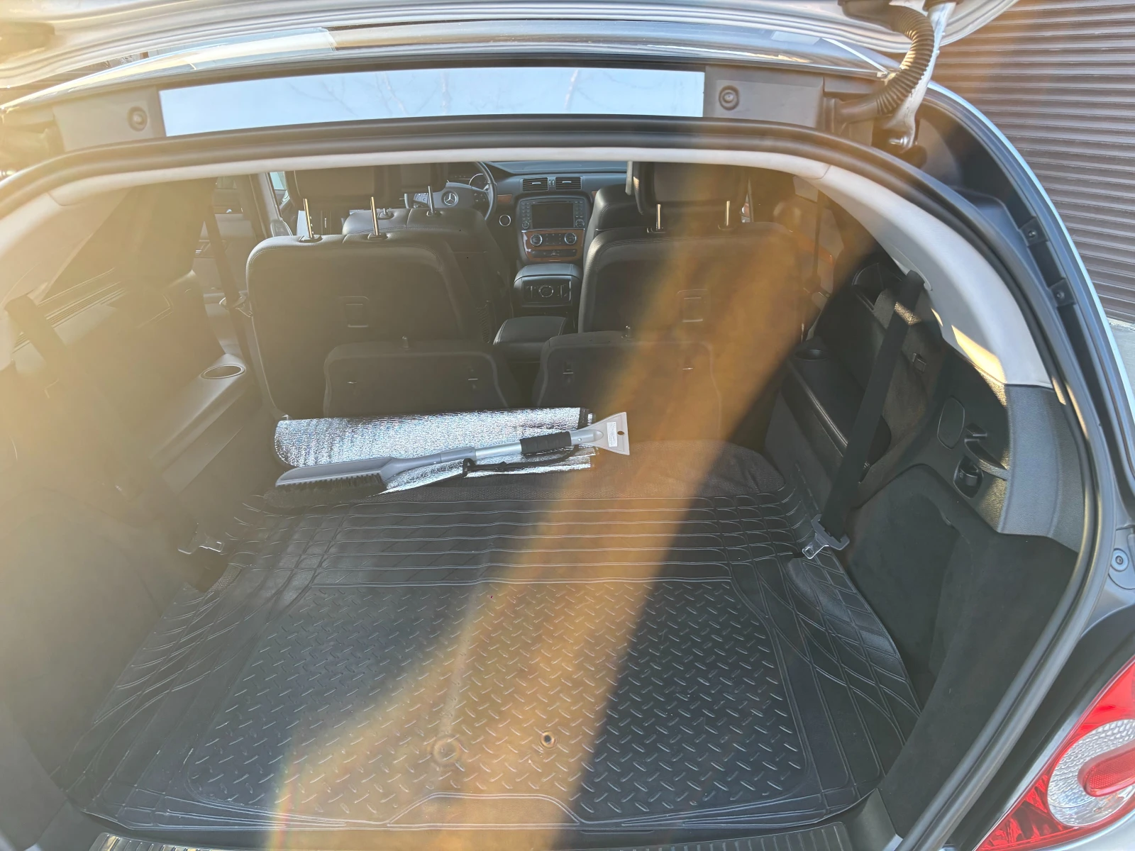 Mercedes-Benz R 350, снимка 5 - Автомобили и джипове - 53838849