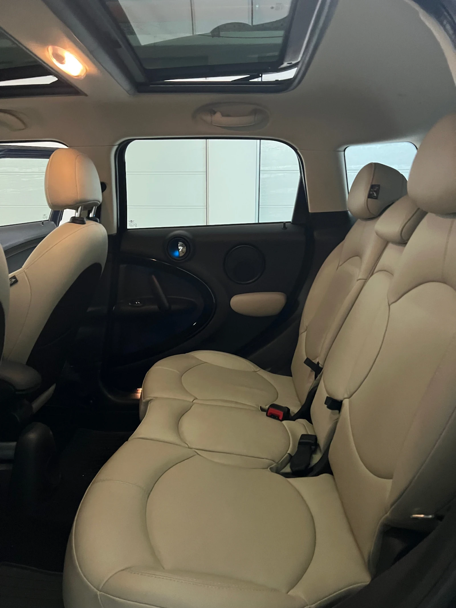 Mini Cooper countryman , снимка 11 - Автомобили и джипове - 54082413