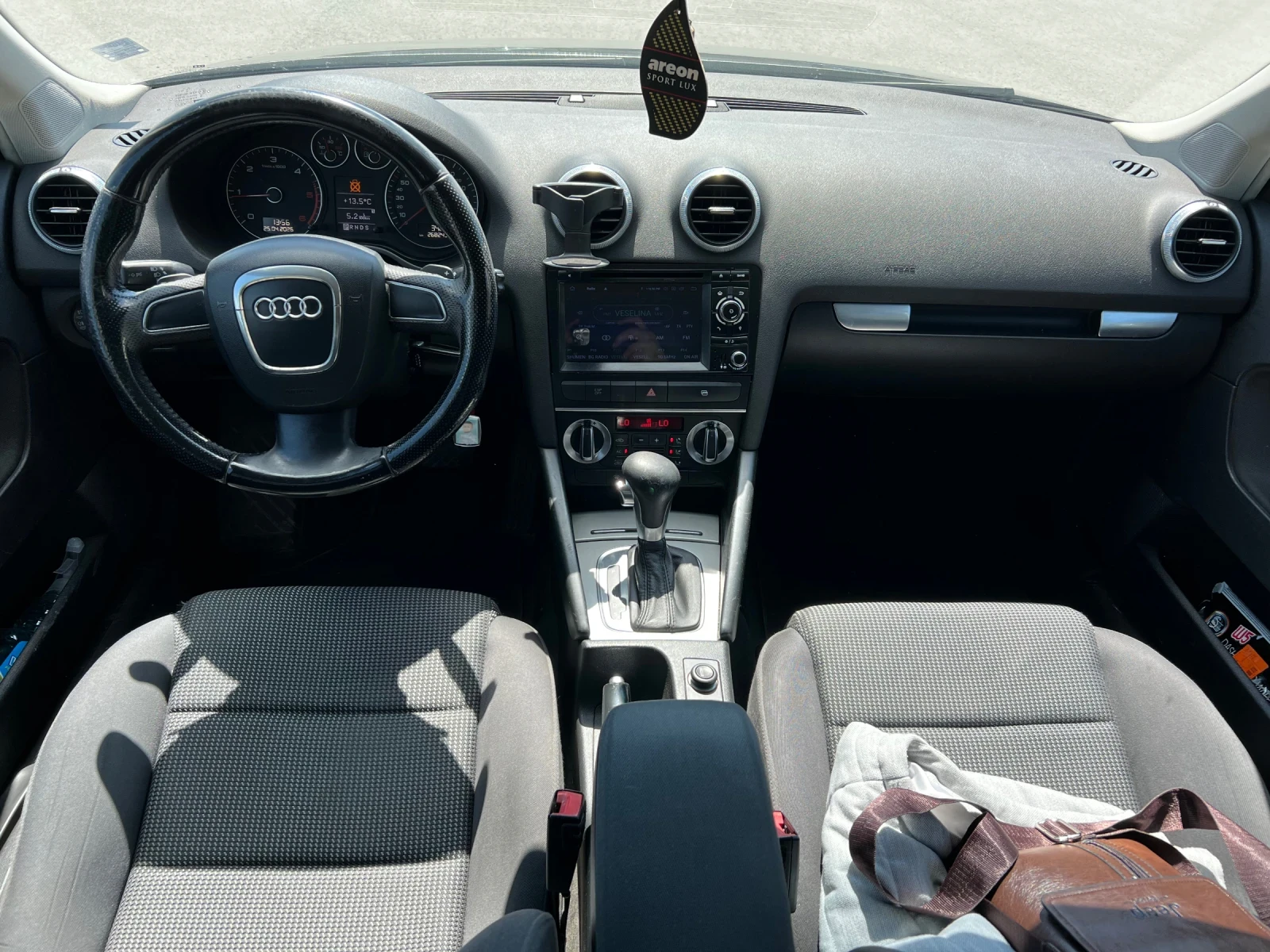 Audi A3 2.0TDI DSG, снимка 9 - Автомобили и джипове - 54311193