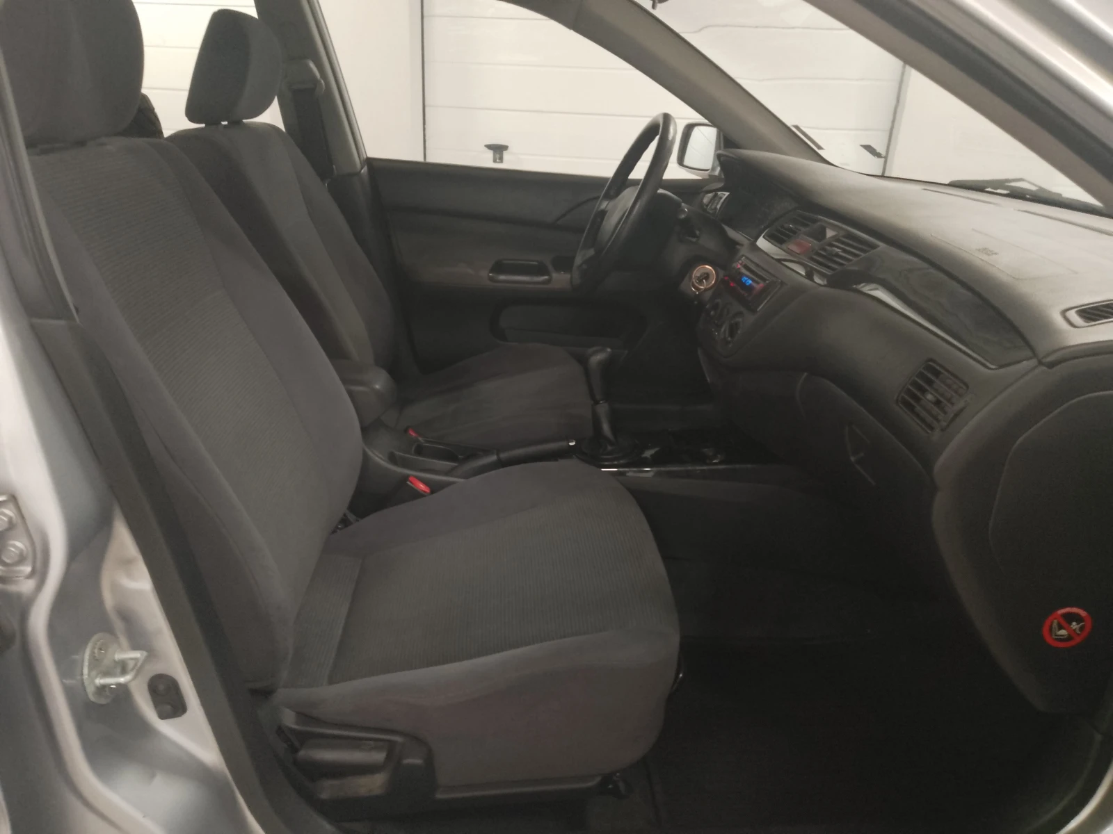 Mitsubishi Lancer 1.6i BiFuel Фабр.Газ, снимка 10 - Автомобили и джипове - 54395675