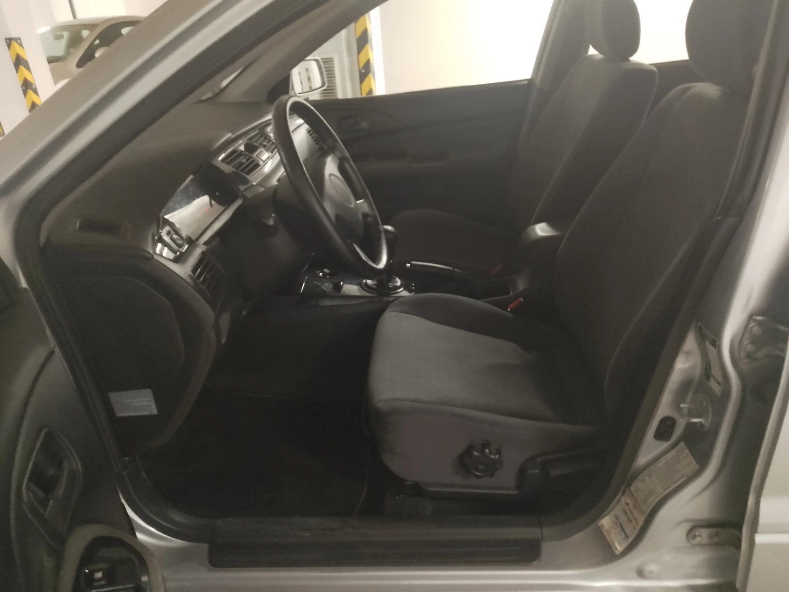 Mitsubishi Lancer 1.6i BiFuel Фабр.Газ, снимка 8 - Автомобили и джипове - 54395675