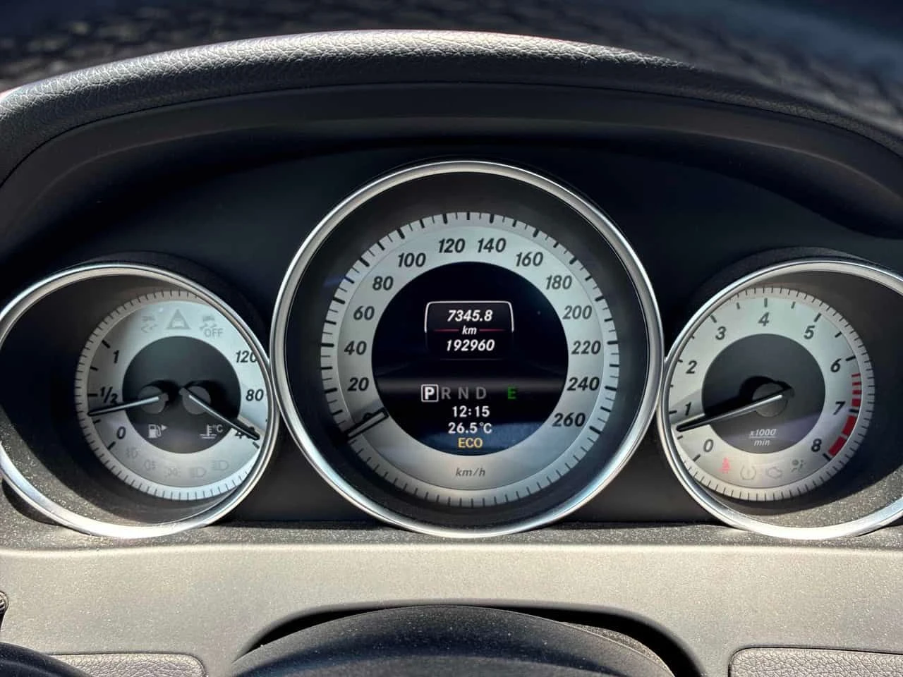 Mercedes-Benz C 300 ПОДГРЕВ * ПАНОРАМА * КЛИП * ПРЕДСТАВИТЕЛСТВО, снимка 9 - Автомобили и джипове - 54991949