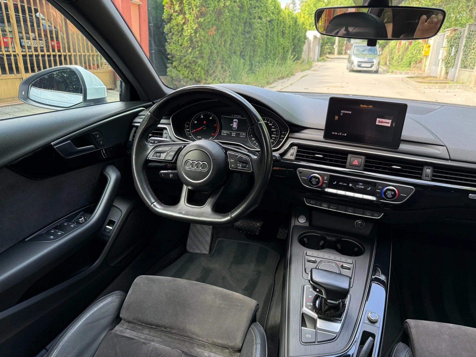 Audi A4 2.O TDI, снимка 17 - Автомобили и джипове - 55156847