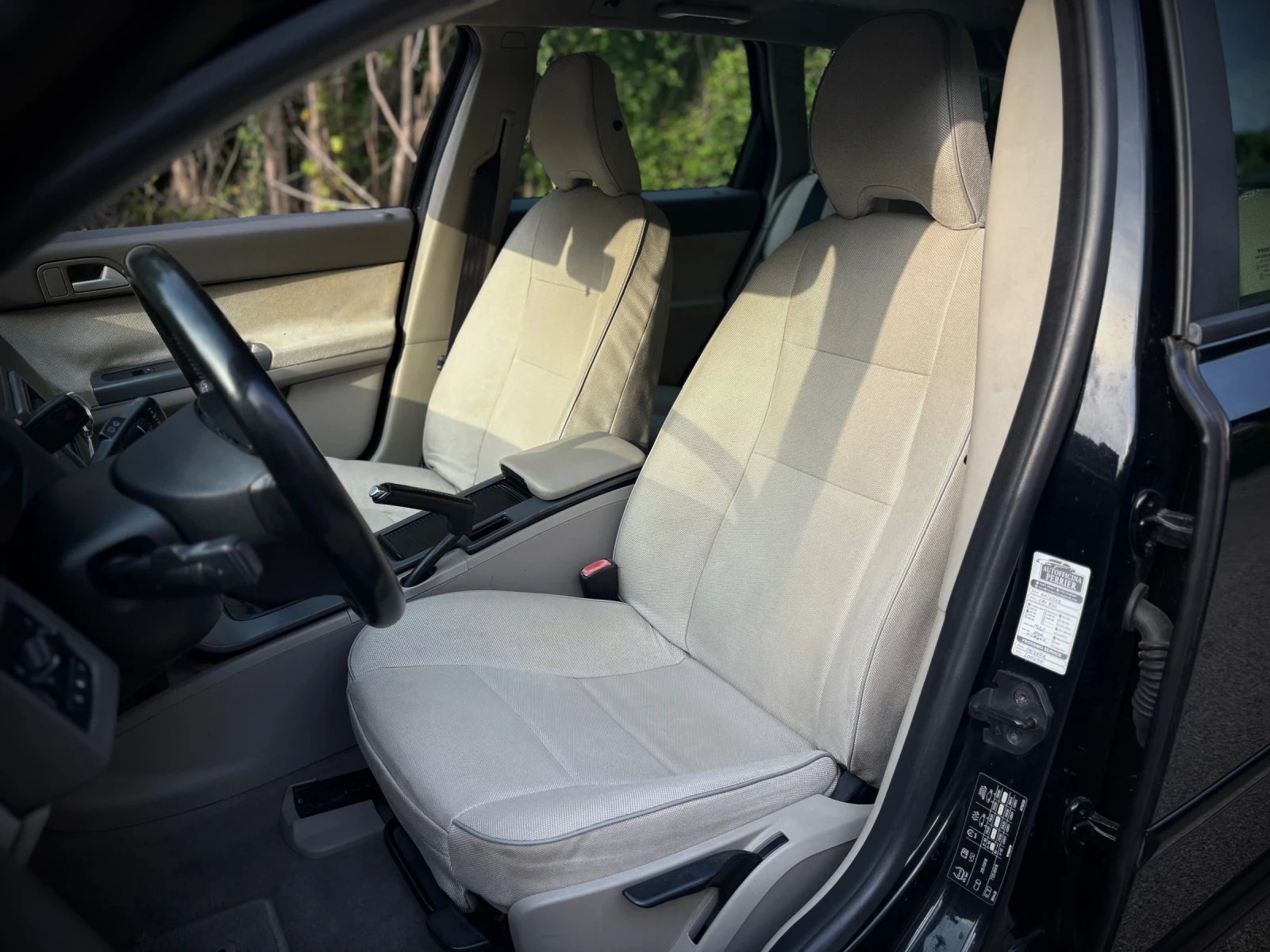 Volvo V50 * D2 * 115к.с * СЕРВИЗНА ИСТОРИЯ * МЪРТВА ТОЧКА * , снимка 8 - Автомобили и джипове - 55422860