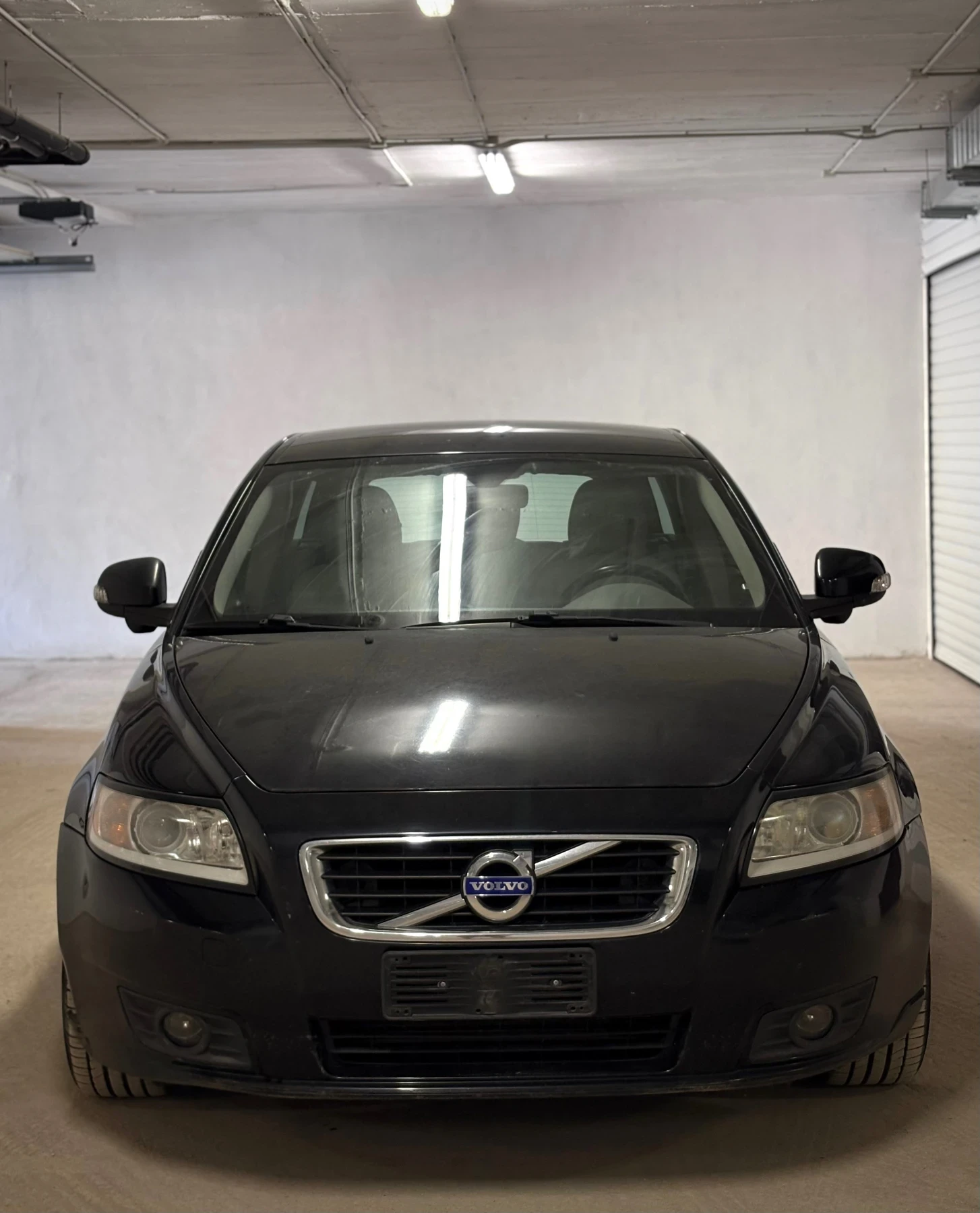 Volvo V50 * D2 * 115к.с * СЕРВИЗНА ИСТОРИЯ * МЪРТВА ТОЧКА * , снимка 2 - Автомобили и джипове - 55239562
