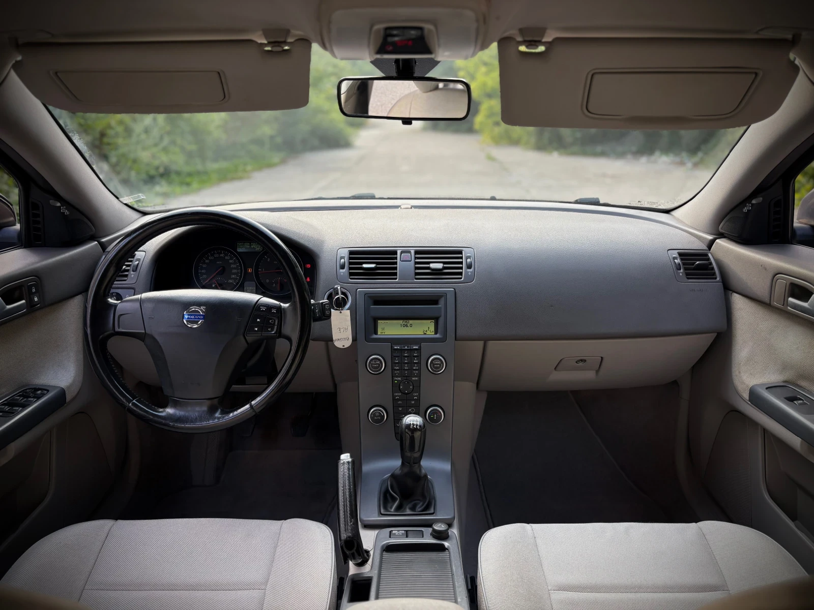 Volvo V50 * D2 * 115к.с * СЕРВИЗНА ИСТОРИЯ * МЪРТВА ТОЧКА * , снимка 10 - Автомобили и джипове - 55422860