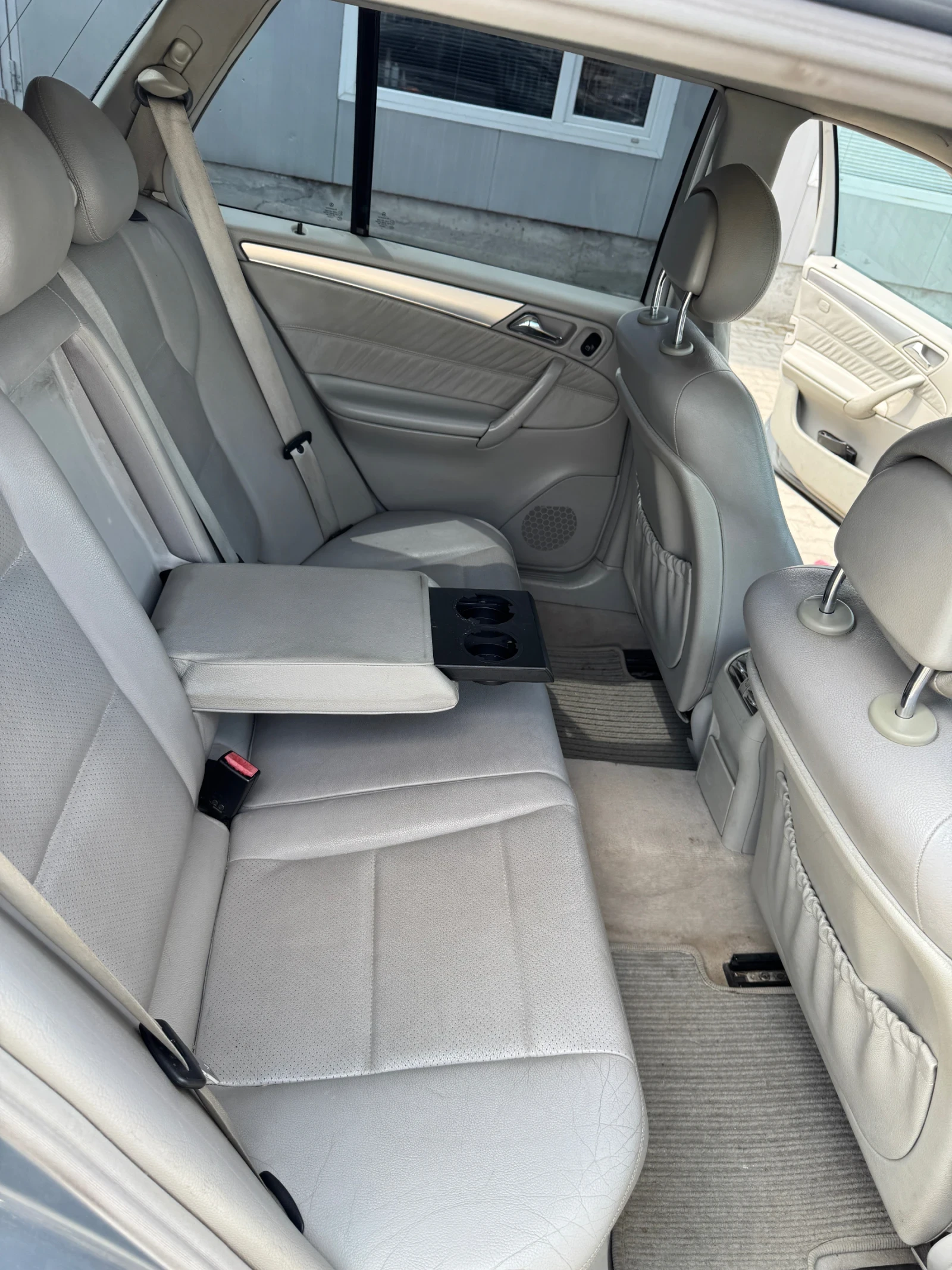 Mercedes-Benz C 220 C 220 каско, снимка 10 - Автомобили и джипове - 55612691