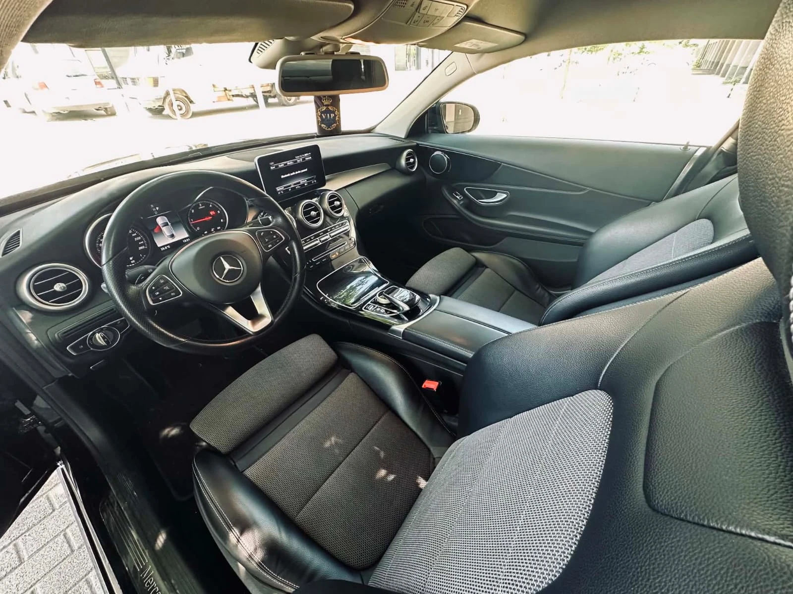 Mercedes-Benz C 220 4x4, снимка 11 - Автомобили и джипове - 55852976