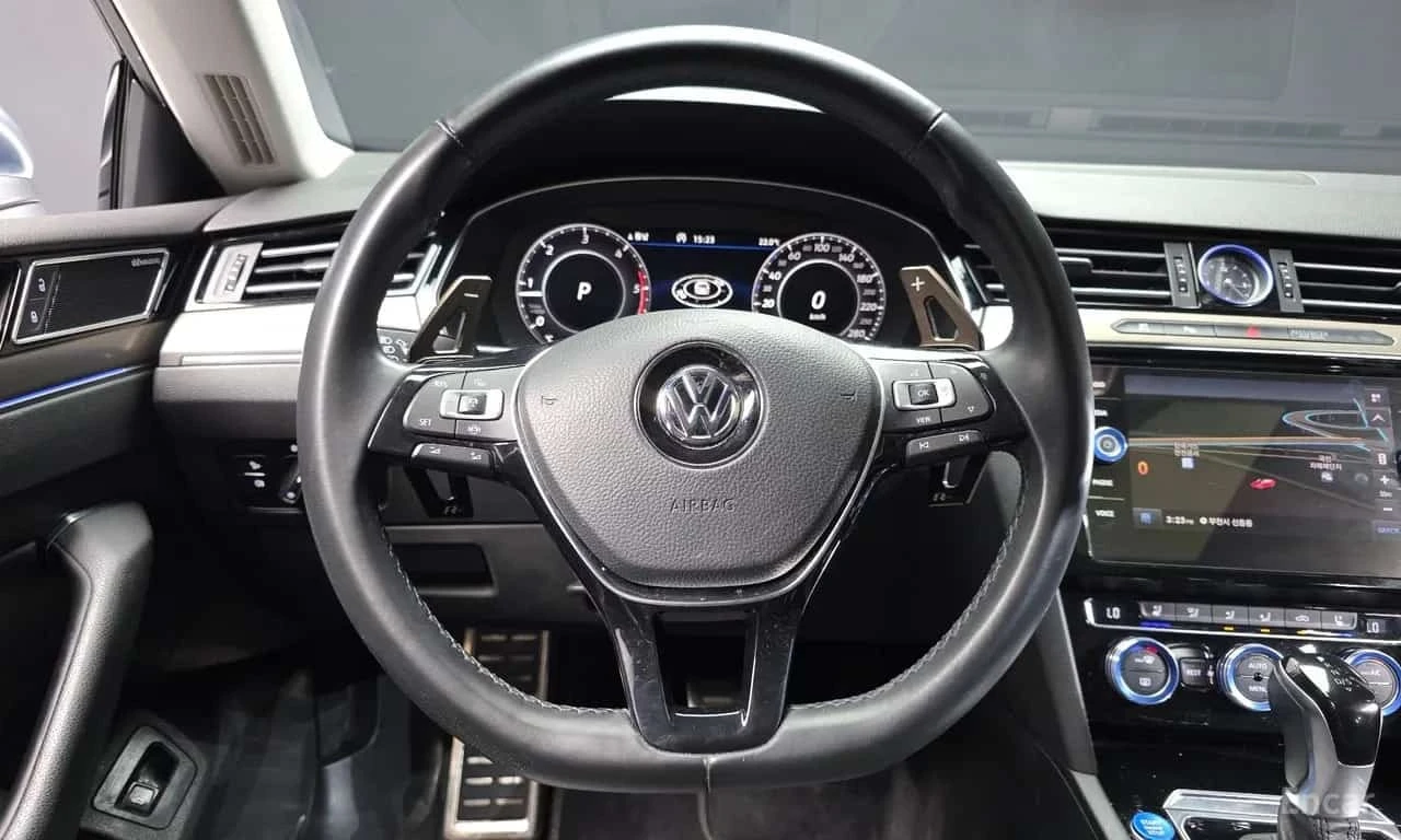 VW Arteon * 2.0 TDI Prestige * Обдухване * 360 * Head up  , снимка 8 - Автомобили и джипове - 56310894