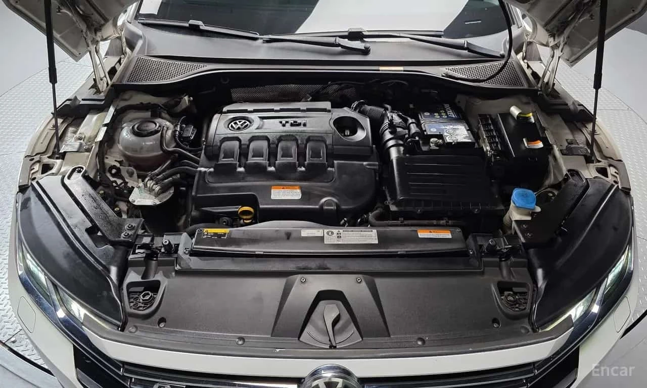 VW Arteon * 2.0 TDI Prestige * Обдухване * 360 * Head up  , снимка 17 - Автомобили и джипове - 56310894