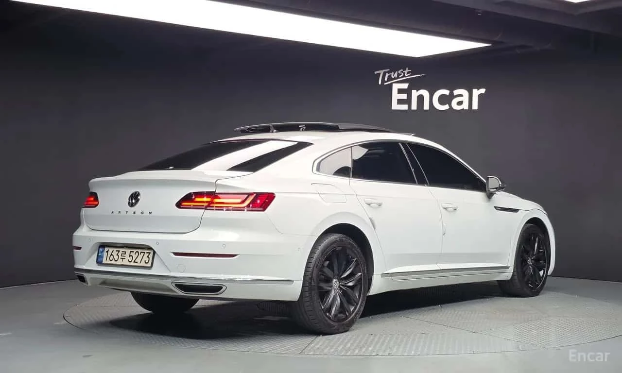 VW Arteon * 2.0 TDI Prestige * Обдухване * 360 * Head up  , снимка 2 - Автомобили и джипове - 56310894