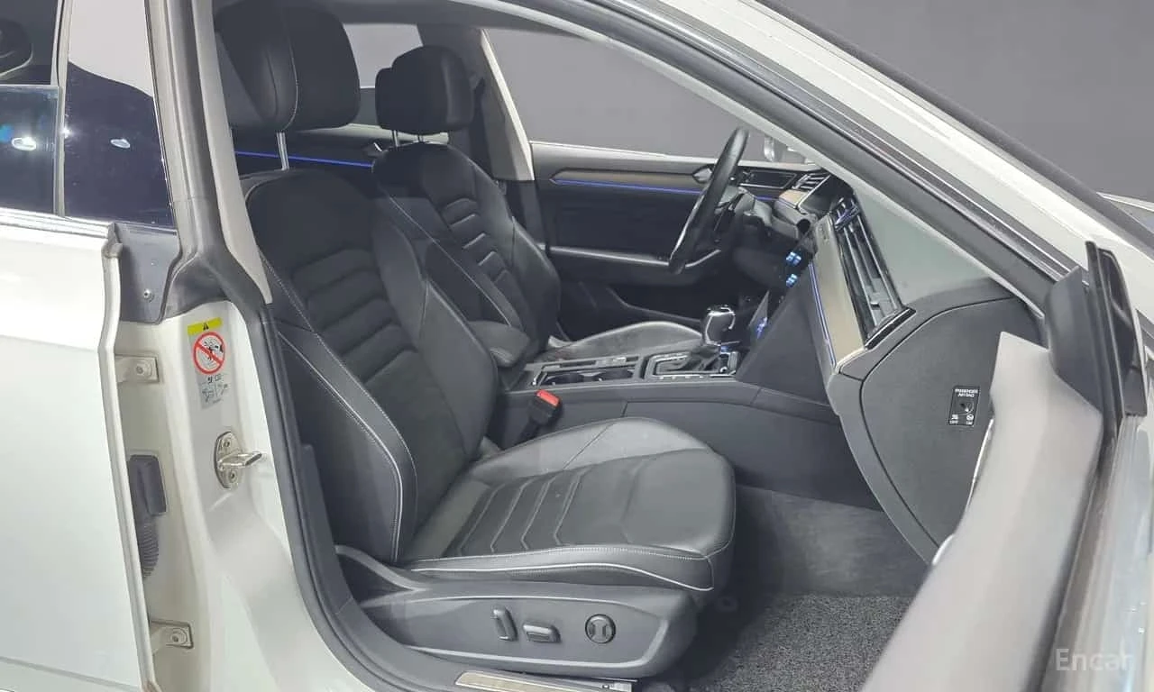 VW Arteon * 2.0 TDI Prestige * Обдухване * 360 * Head up  , снимка 12 - Автомобили и джипове - 56310894