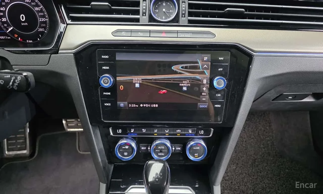 VW Arteon * 2.0 TDI Prestige * Обдухване * 360 * Head up  , снимка 10 - Автомобили и джипове - 56310894