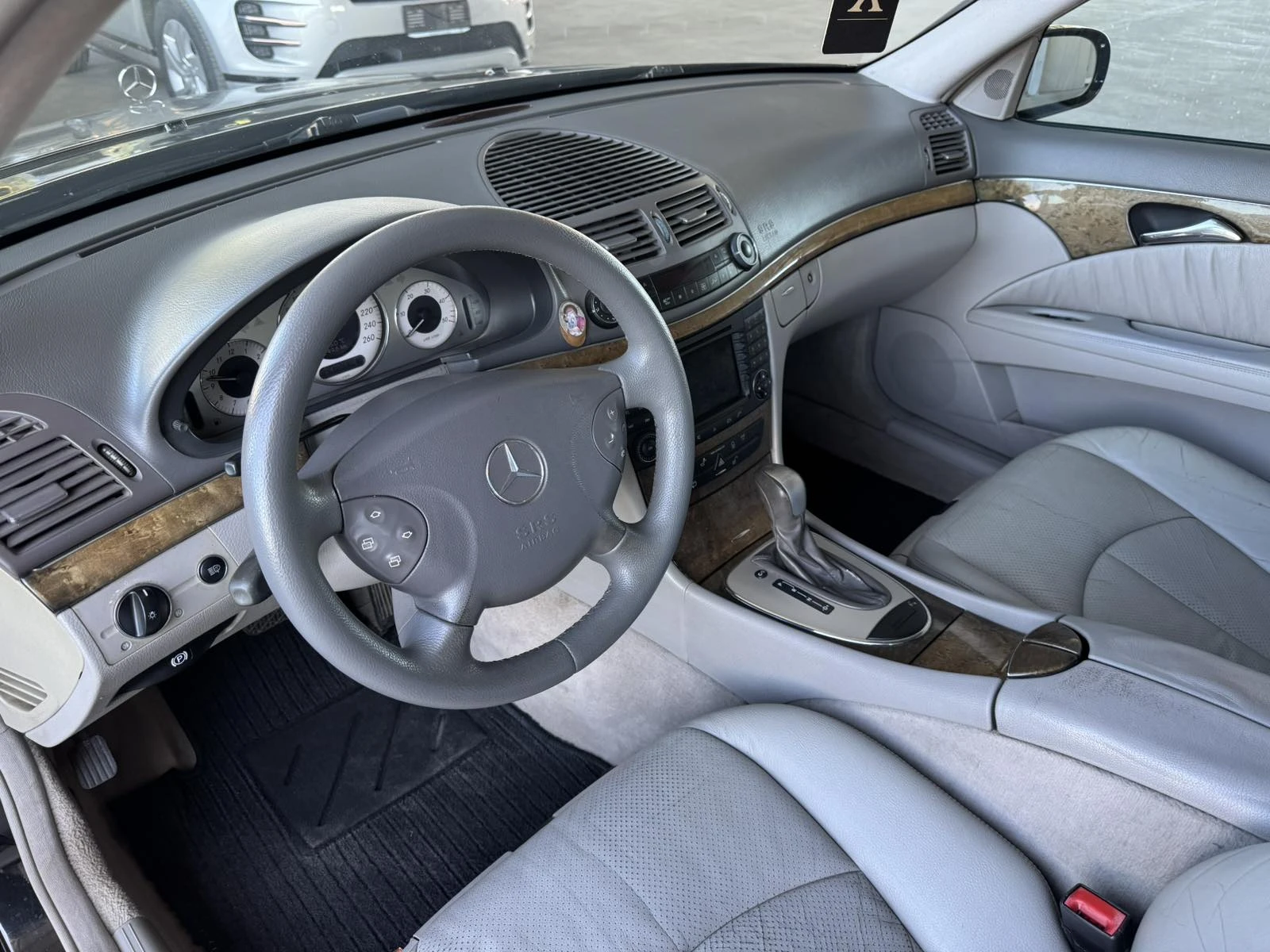 Mercedes-Benz E 320 3.2CDI* 204ps* AVANTGARDE* ����* ���� | Mobile.bg � ����������� 9
