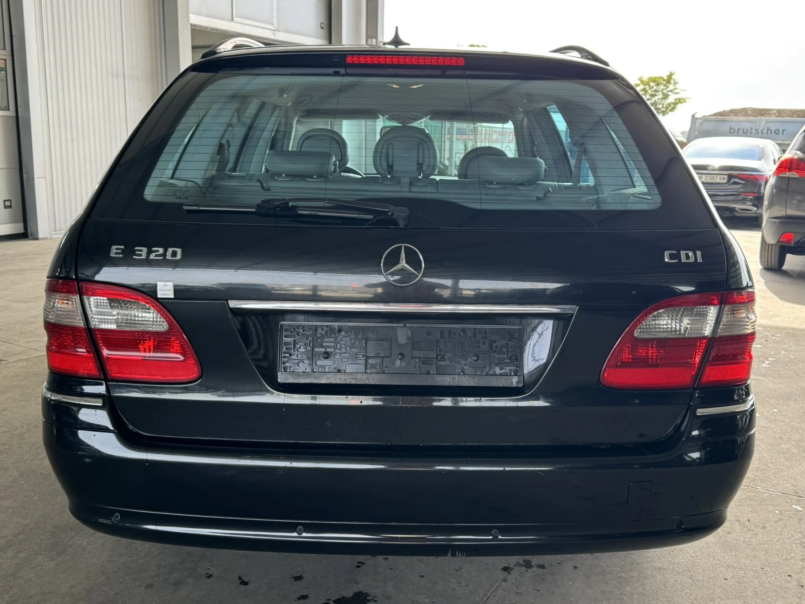 Mercedes-Benz E 320 3.2CDI* 204ps* AVANTGARDE* ����* ���� | Mobile.bg � ����������� 4
