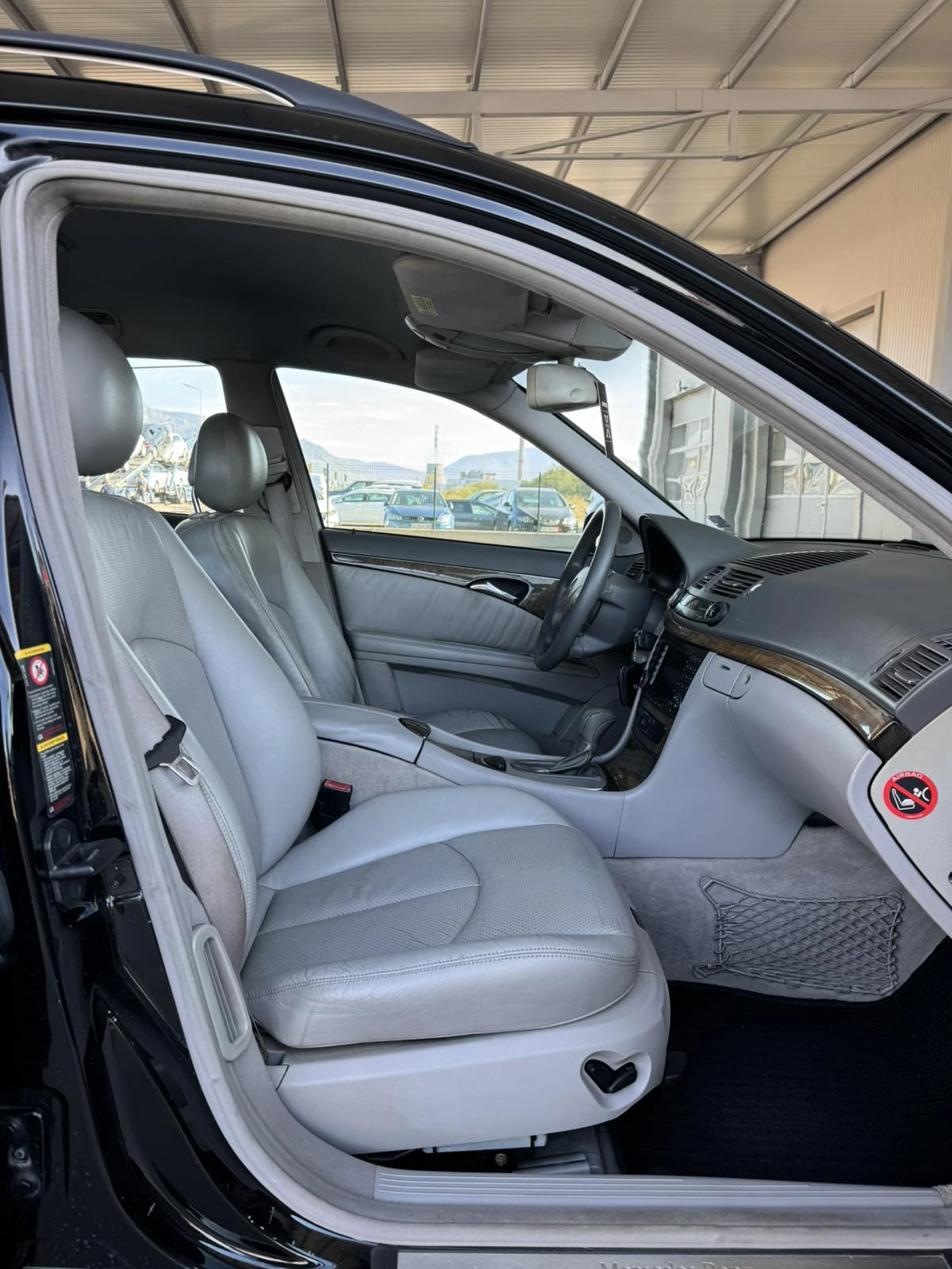 Mercedes-Benz E 320 3.2CDI* 204ps* AVANTGARDE* ����* ���� | Mobile.bg � ����������� 11