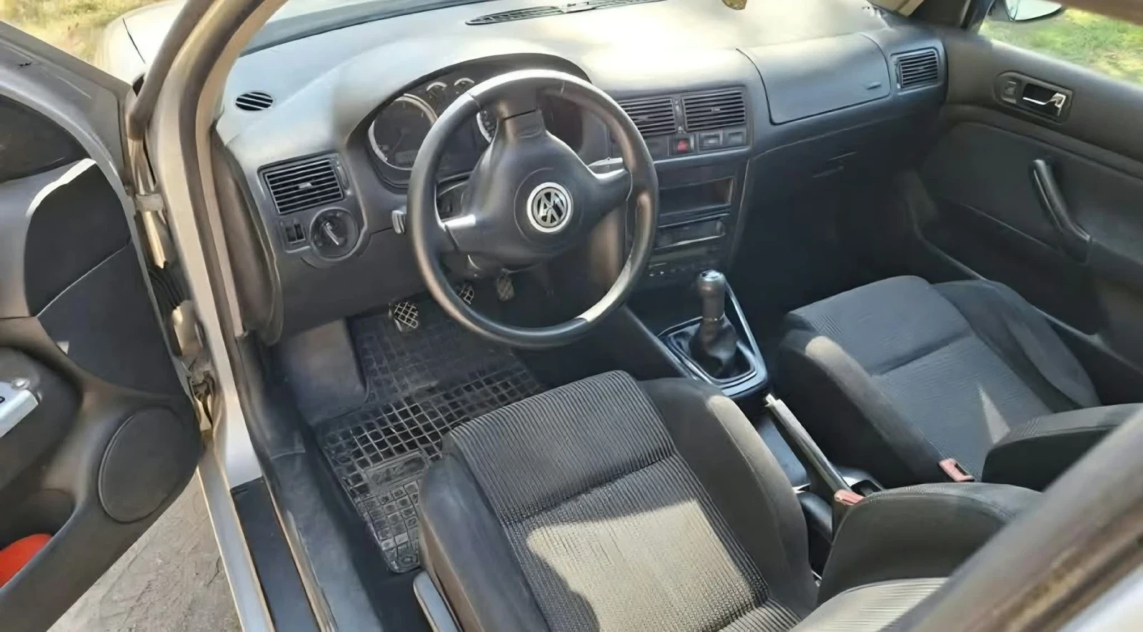 VW Golf, снимка 5 - Автомобили и джипове - 56557526