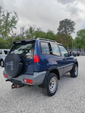 Nissan Terrano 2.4, 116к.с. 4х4, снимка 3