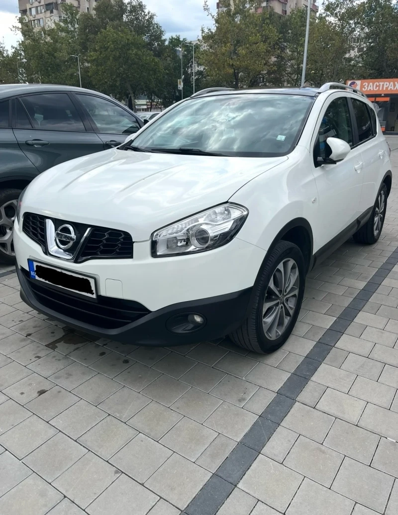 Nissan Qashqai, снимка 1 - Автомобили и джипове - 48043663