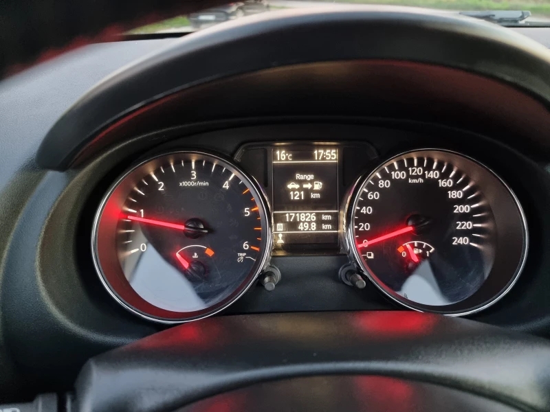 Nissan Qashqai ВСИЧКИ ЕКСТРИ 4х4, снимка 12 - Автомобили и джипове - 52506317