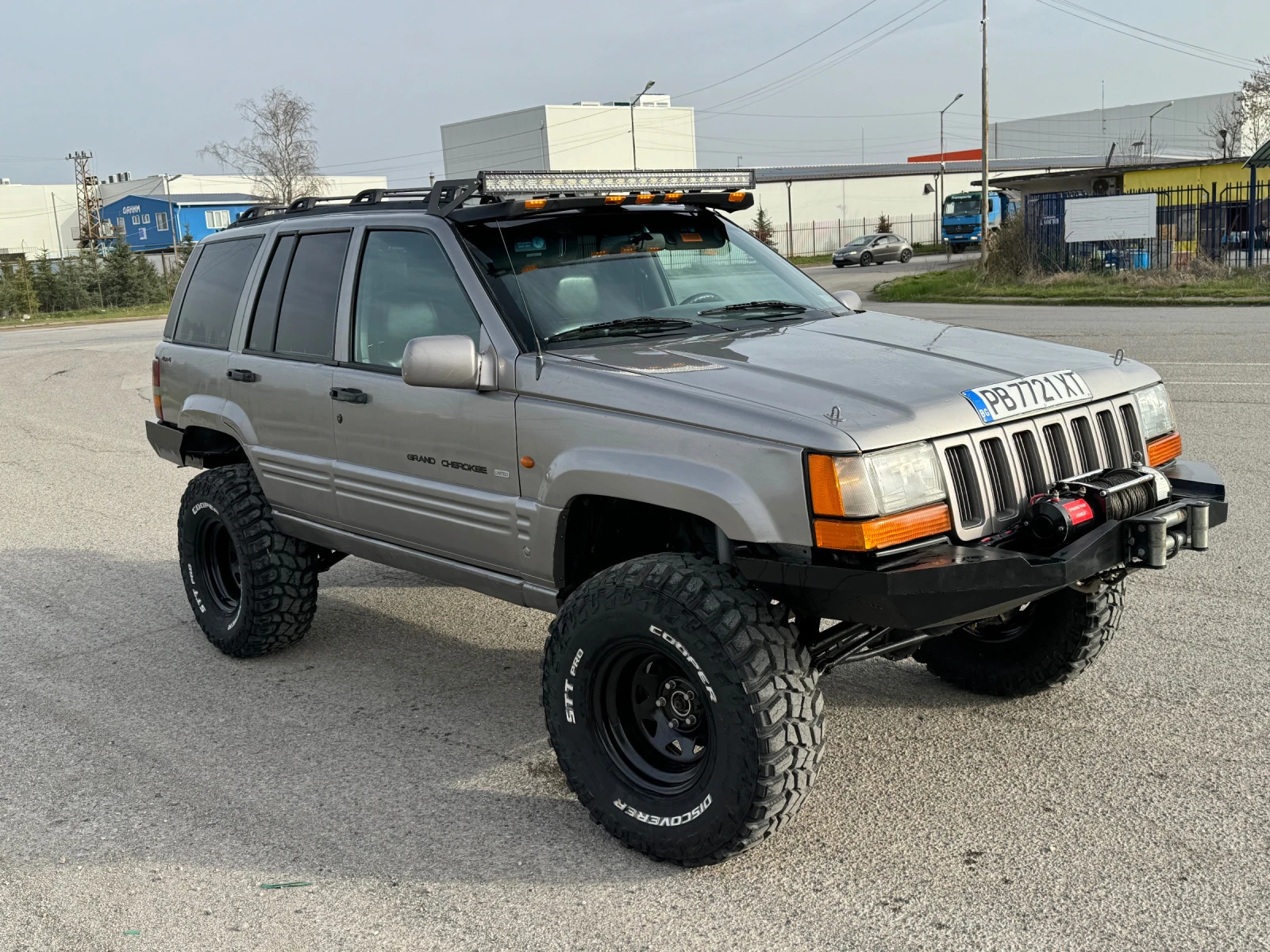 Jeep Grand cherokee 5.2 Газ - изображение 3