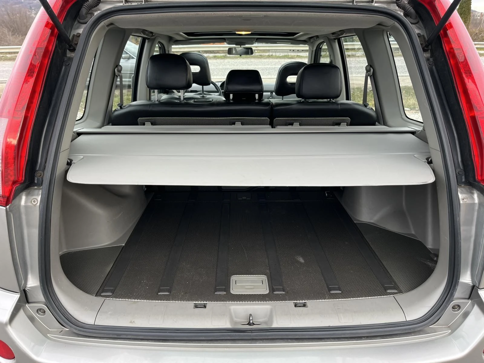 Nissan X-trail 2.5I 165 44    | Mobile.bg   15