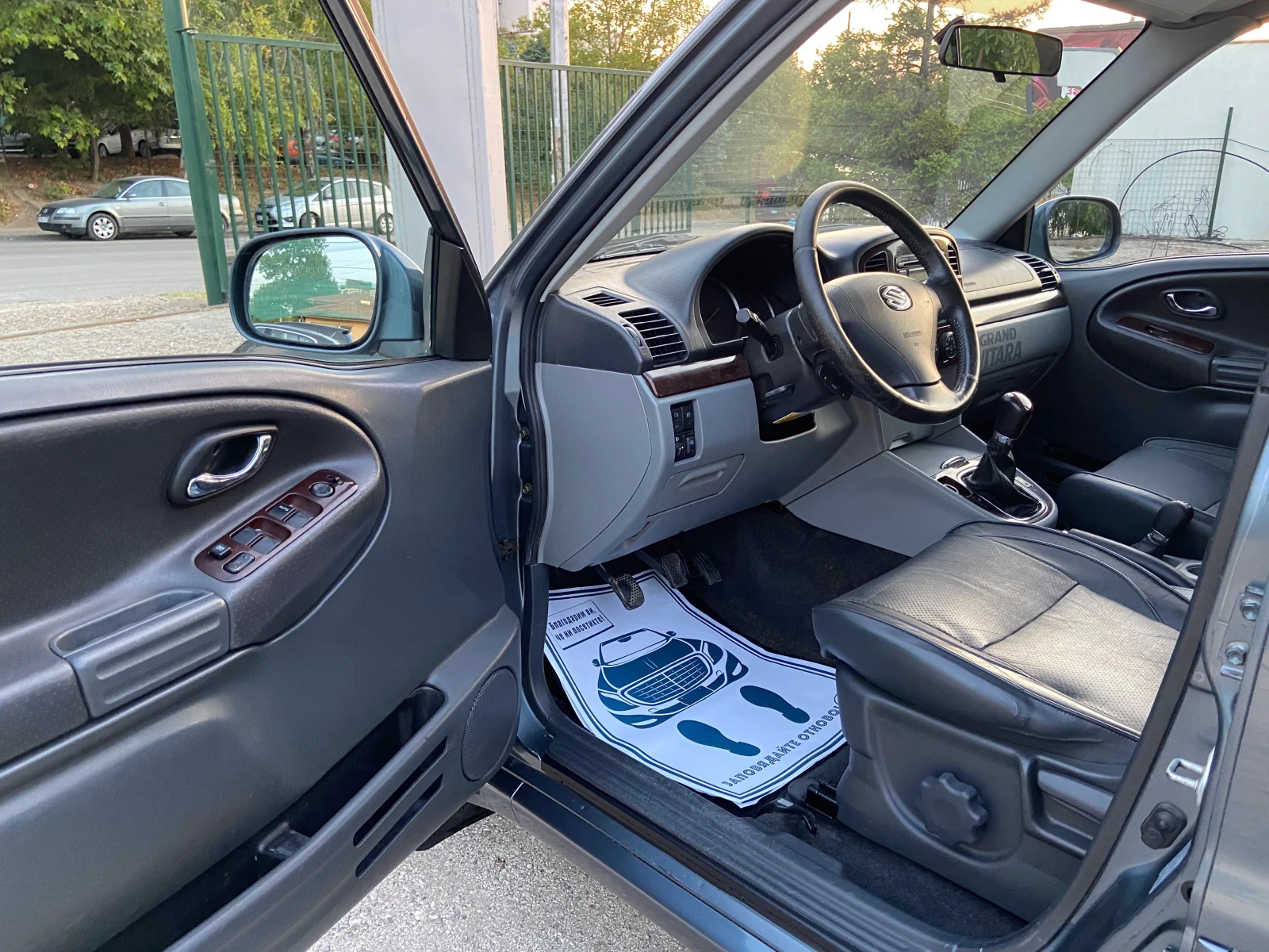 Suzuki Grand vitara 2.0D 4X4 109кс. - изображение 9