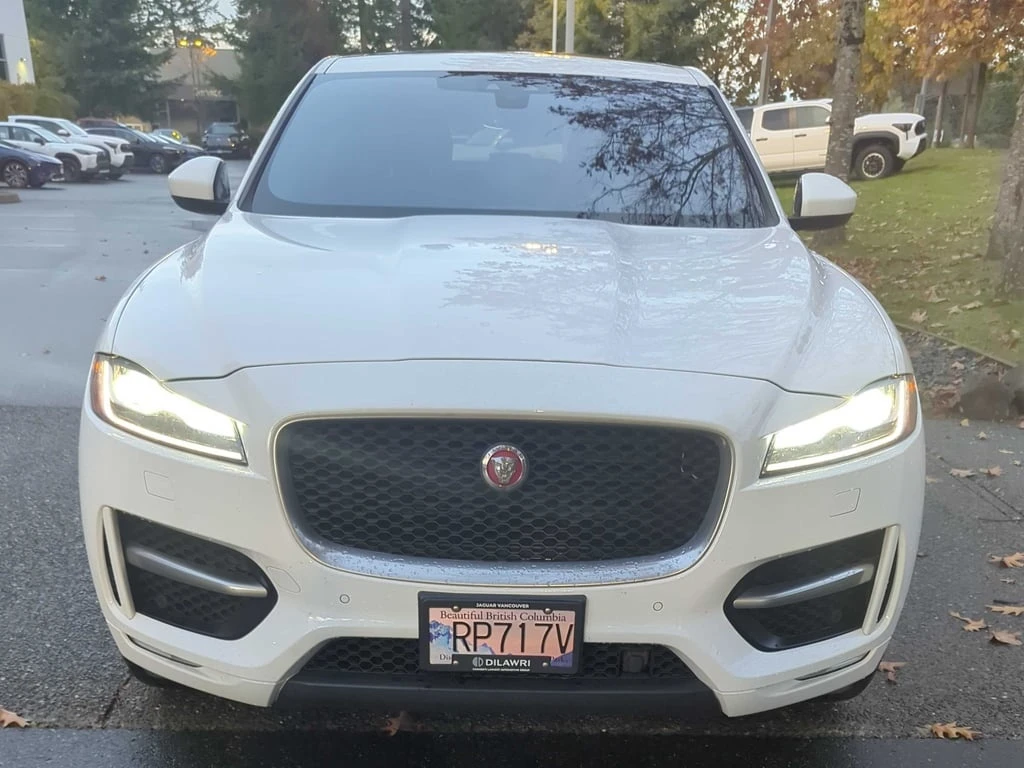 Jaguar F-PACE * R Sport * CARFAX * БЕЗ ПЪРВОНАЧАЛНА ВНОСКА - изображение 6