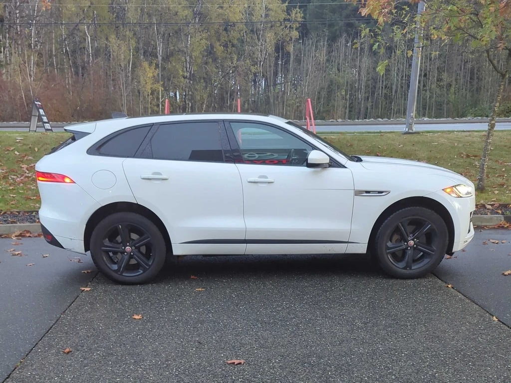 Jaguar F-PACE * R Sport * CARFAX * БЕЗ ПЪРВОНАЧАЛНА ВНОСКА - изображение 3