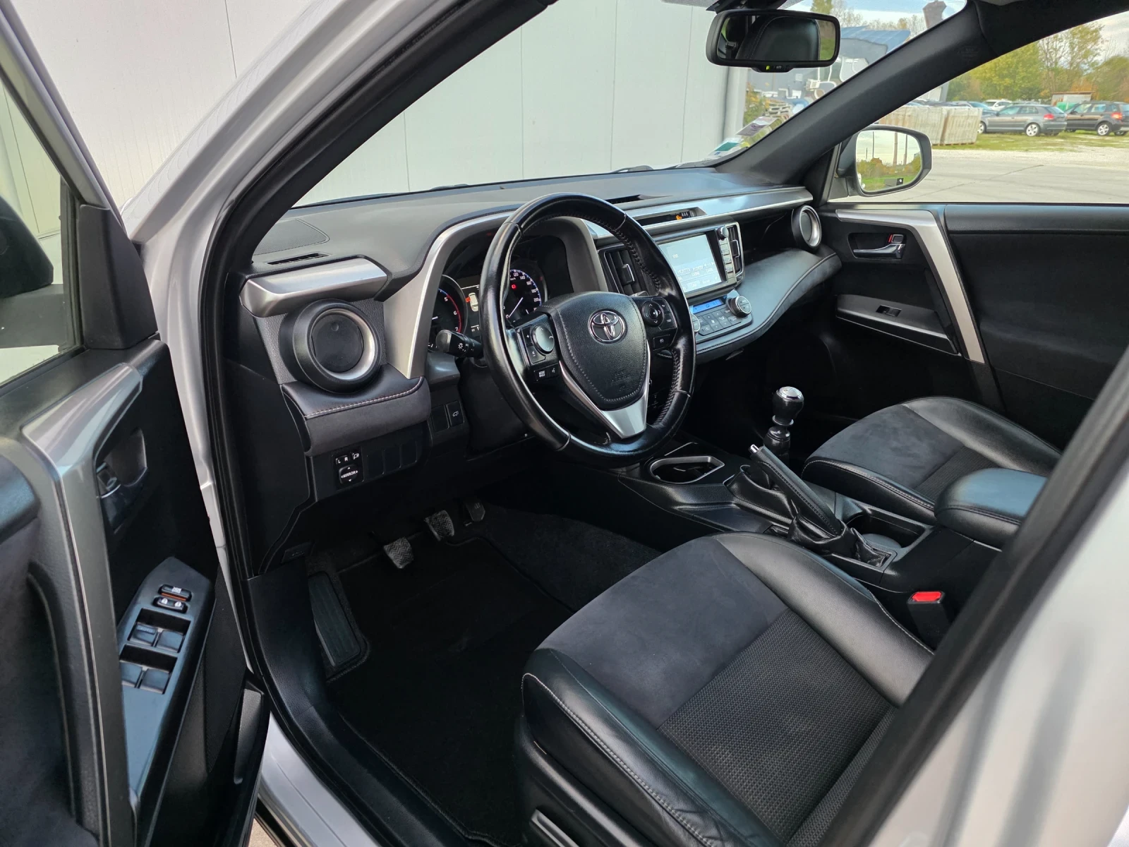 Toyota Rav4 2.0D-4D Face - изображение 6