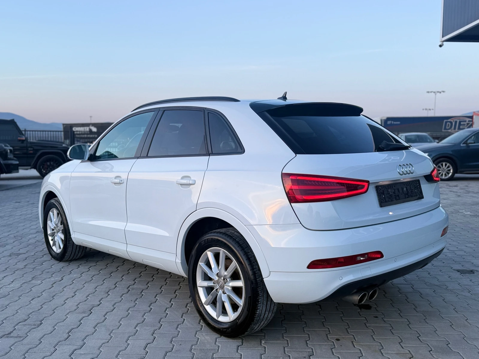 Audi Q3 2.0TDI 163 ks Собствен лизинг !!! - изображение 7