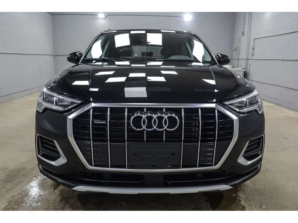Audi Q3 * KOMFORT QUATTRO / KOMFORT QUATTRO * CARFAX * ЦЕН, снимка 2 - Автомобили и джипове - 53947260