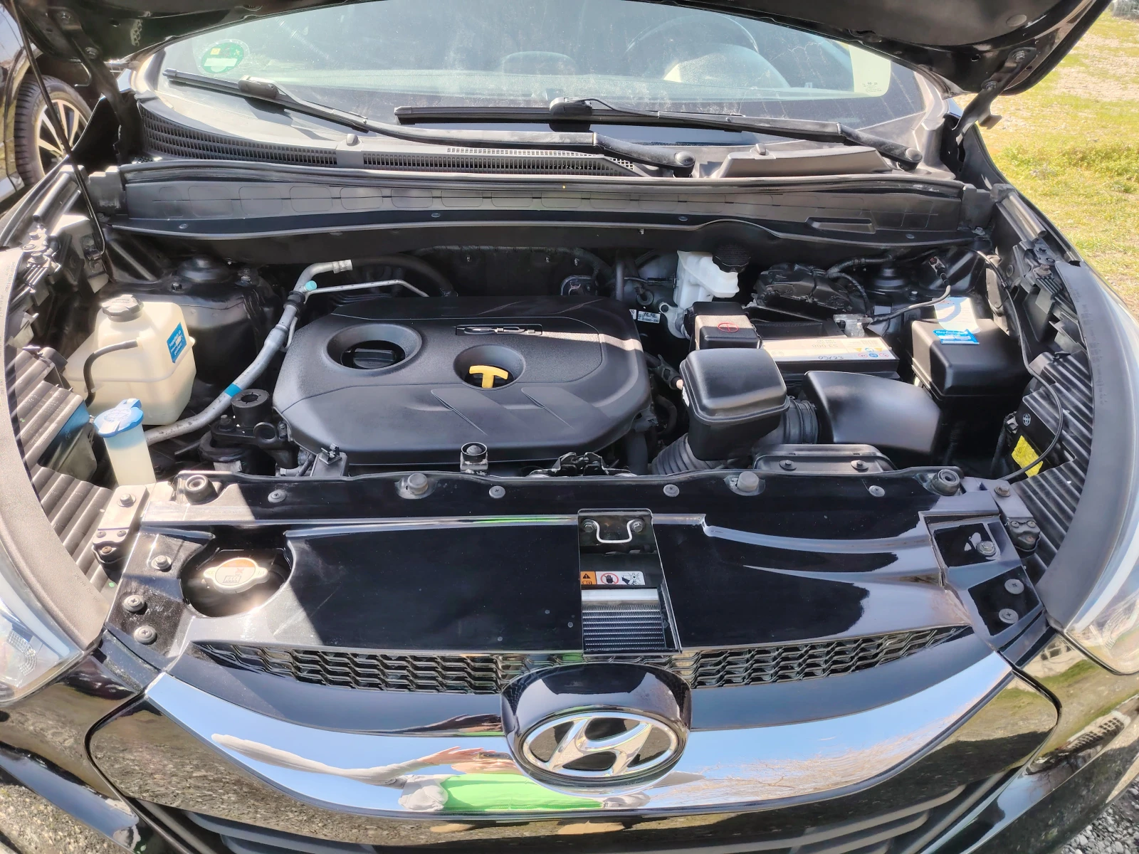 Hyundai IX35 2.0i, снимка 12 - Автомобили и джипове - 53995139